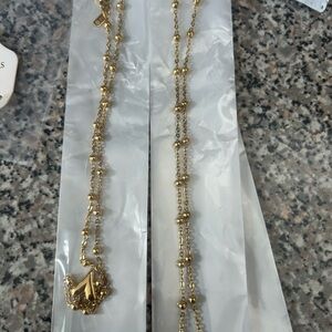 Elegant Gold Necklace